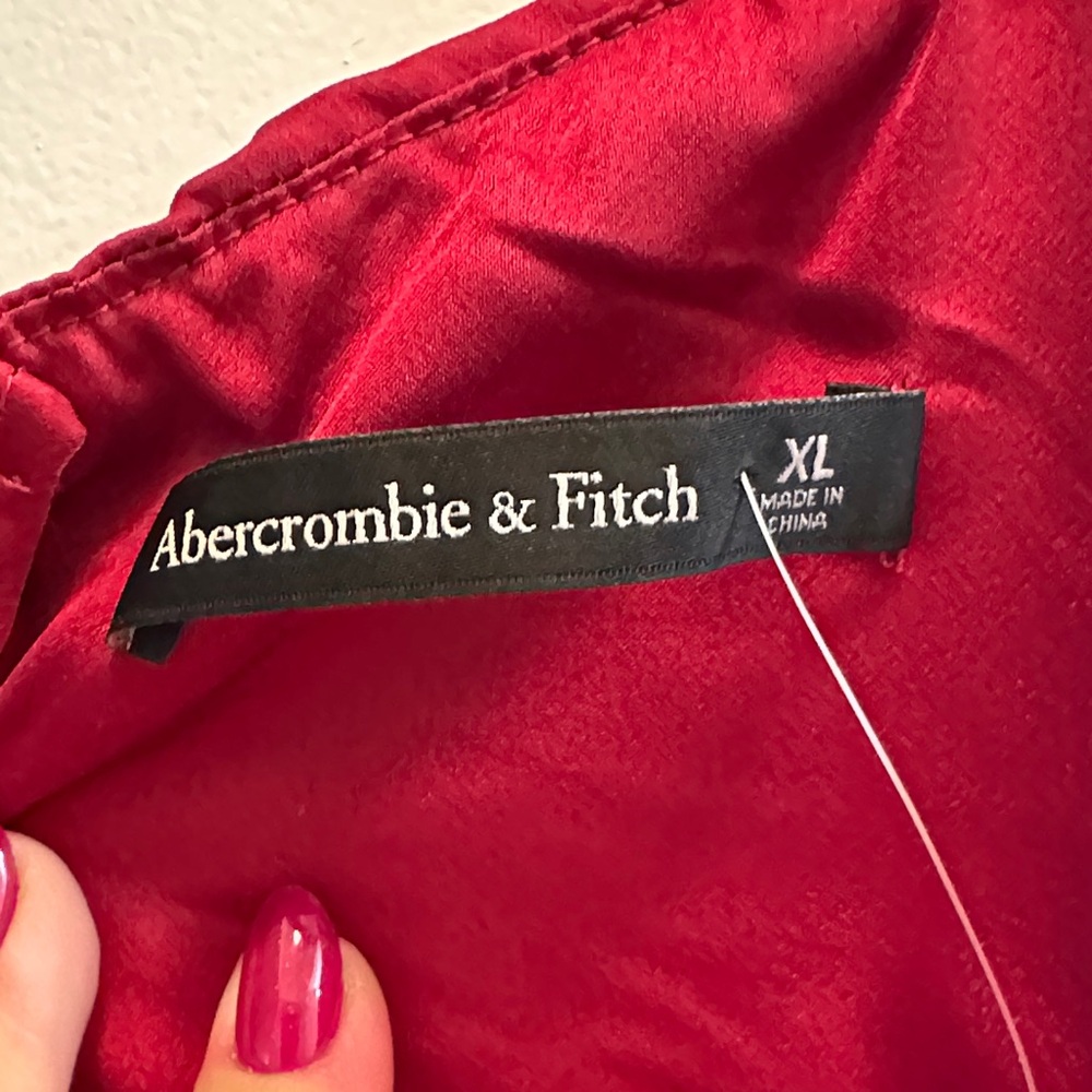 Abercrombie & Fitch Red Maxi Dress - Picture 2 of 4